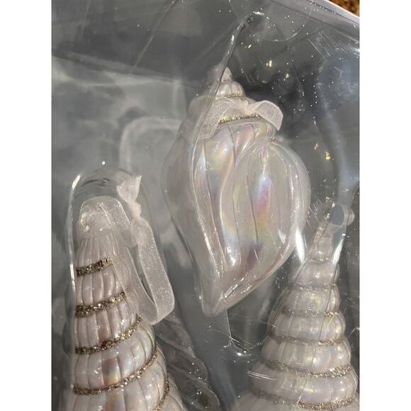 3 Large Mother of Pearl Glass Christmas Seashell Coastal Nautical Ornaments - Picture 3 of 8